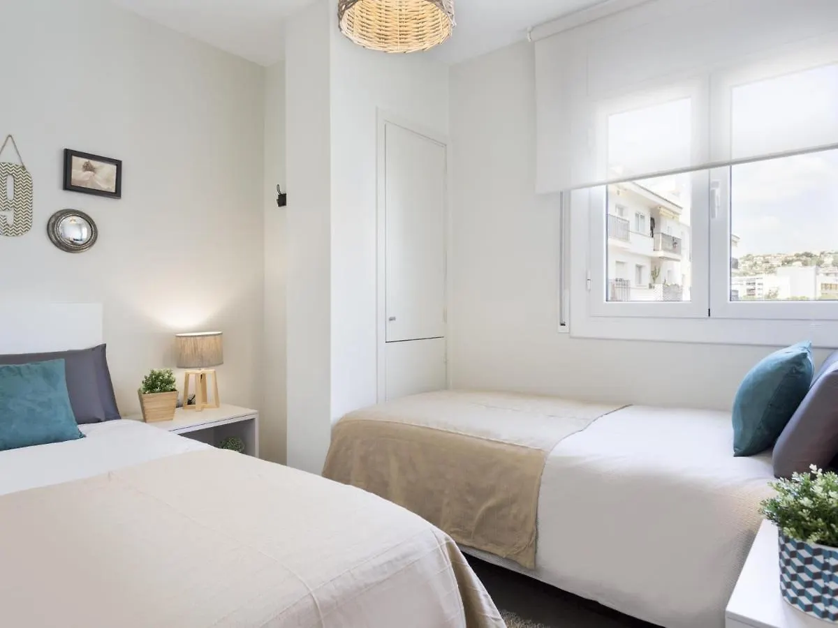 Sitges Spaces Oasis Penthouse 3 Bedroom, 2 Bathroom, Terrace, Pool, Sleeps Up To 6 Apartment
