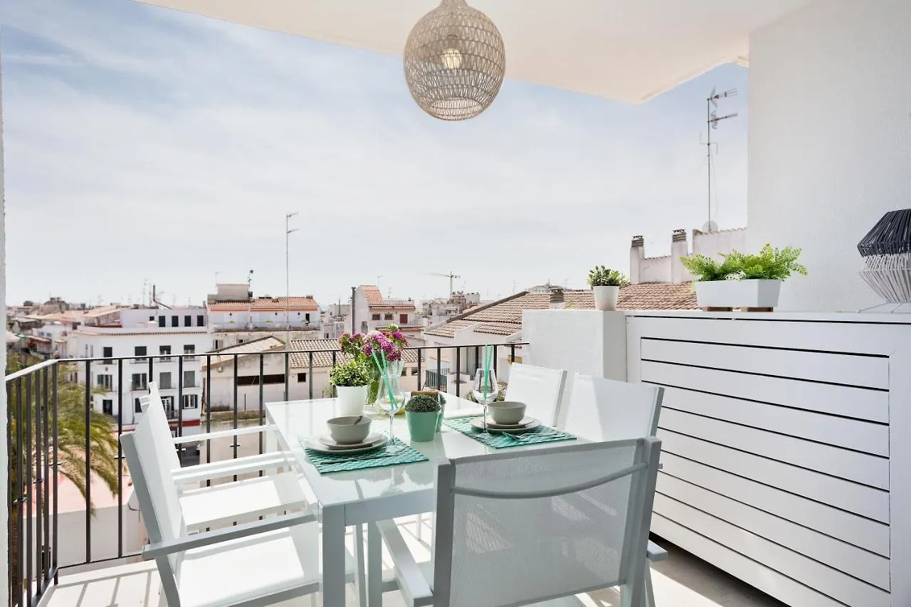 Sitges Spaces Oasis Penthouse 3 Bedroom, 2 Bathroom, Terrace, Pool, Sleeps Up To 6 0*,  Spain