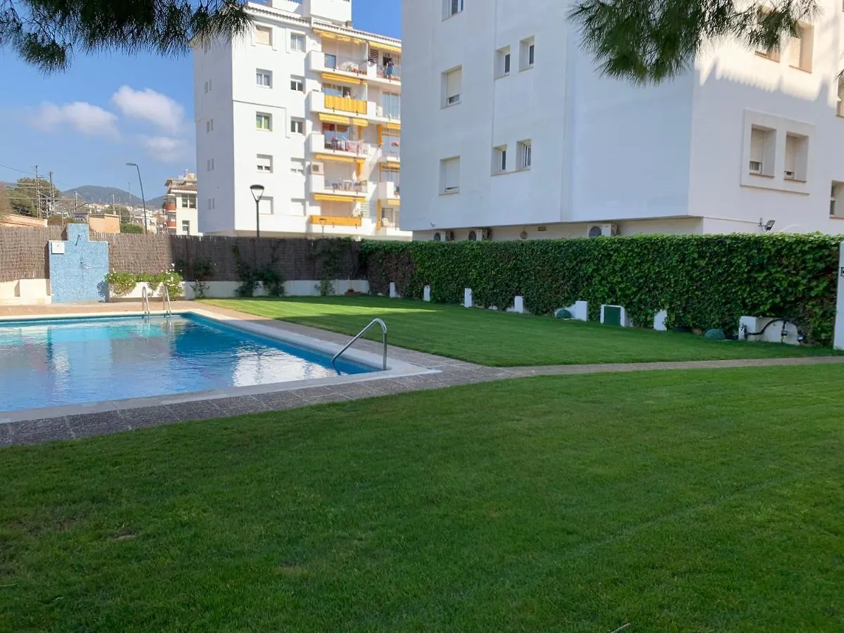 Sitges Spaces Oasis Penthouse 3 Bedroom, 2 Bathroom, Terrace, Pool, Sleeps Up To 6 Apartment